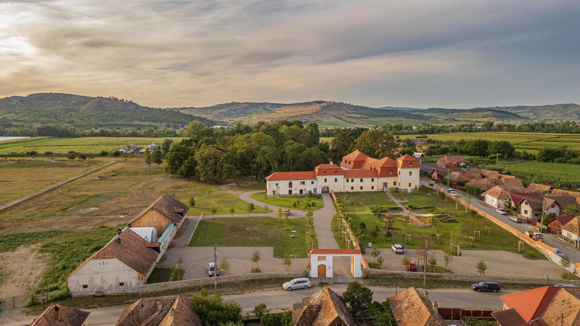 Ugron Castle Fiatfalva Cristuru Secuiesc Luaran gambar