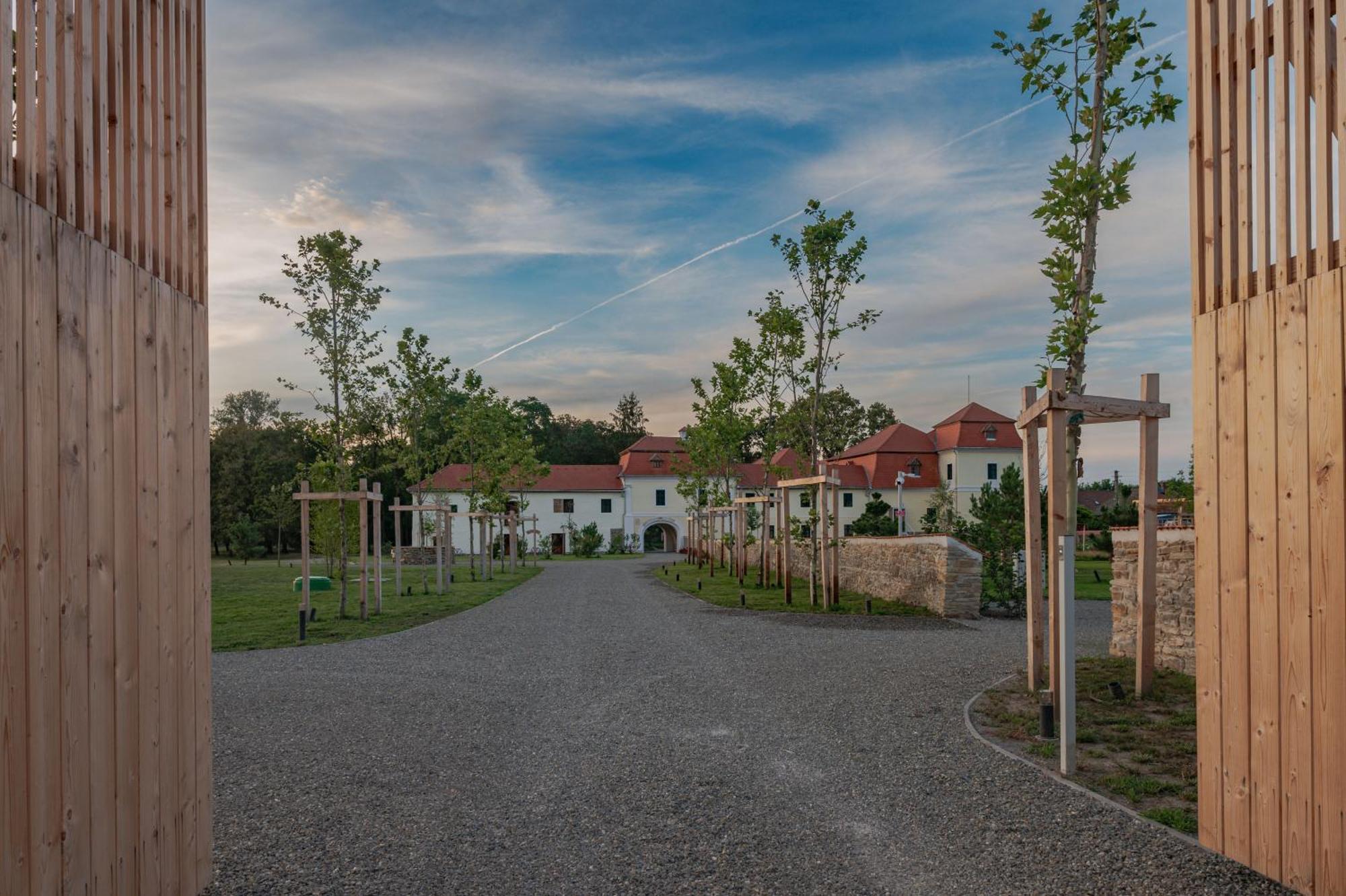 Ugron Castle Fiatfalva Cristuru Secuiesc Luaran gambar